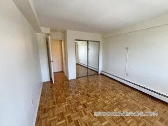 Building Photo - 185 Freeman St