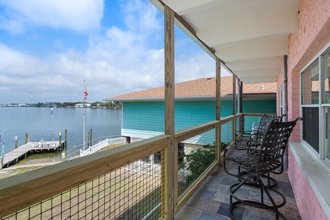 Building Photo - 334 Bluefish Dr