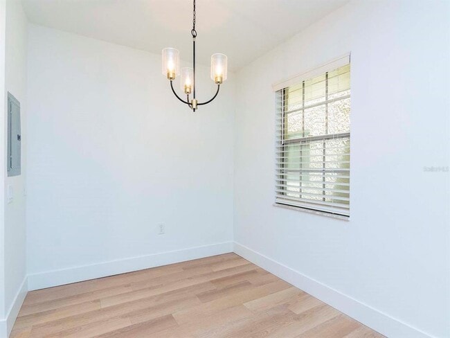 Building Photo - 107 S Obrien St