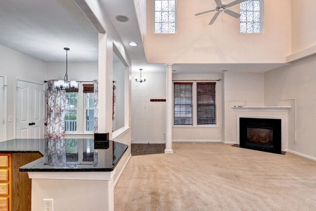 Building Photo - 130 Ellis Dr