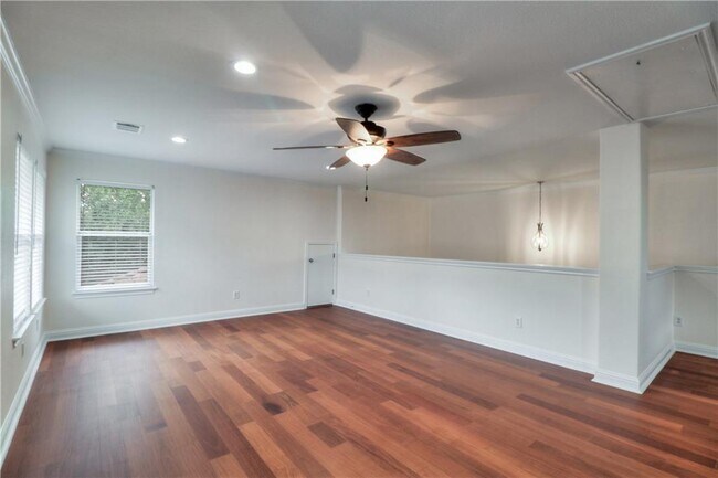 Building Photo - 14512 Broadwinged Hawk Dr