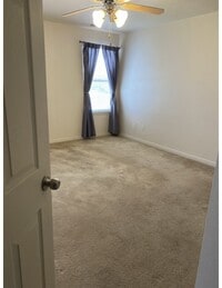 Building Photo - 1641 Wynview Ln