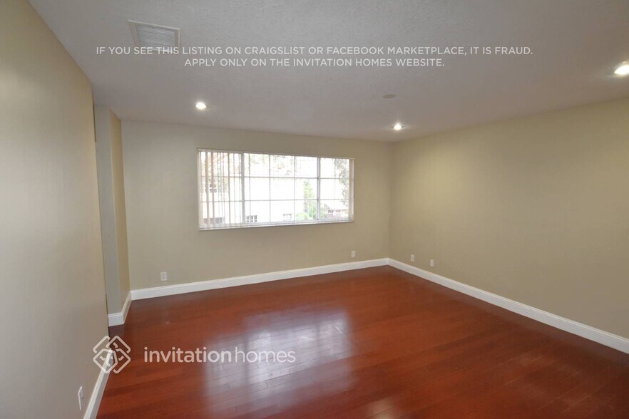 Building Photo - 80 NW 110th Terrace