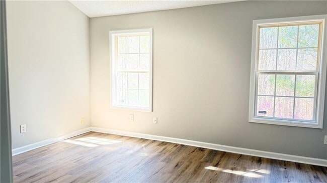 Building Photo - 273 Bainbridge Cir