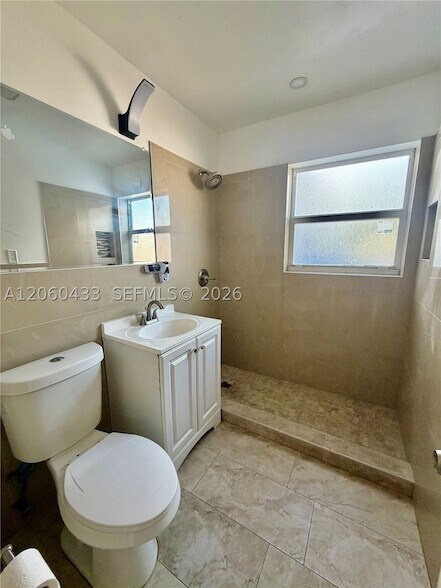 Building Photo - 6137 SW 20th Ct