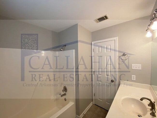 Building Photo - Maumelle 3 Bedroom Home