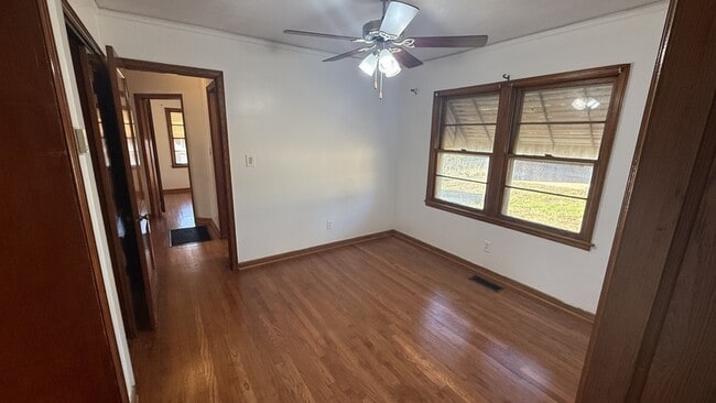 Building Photo - 249 Wayne Ave