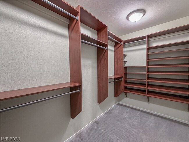 Building Photo - 3025 Scenic Valley Way