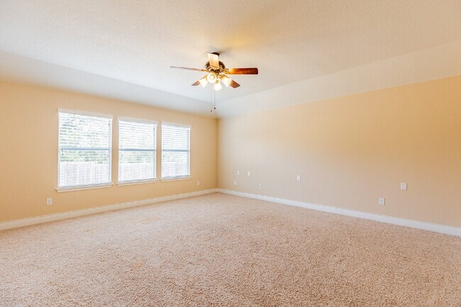 Building Photo - 3922 Retreat Run