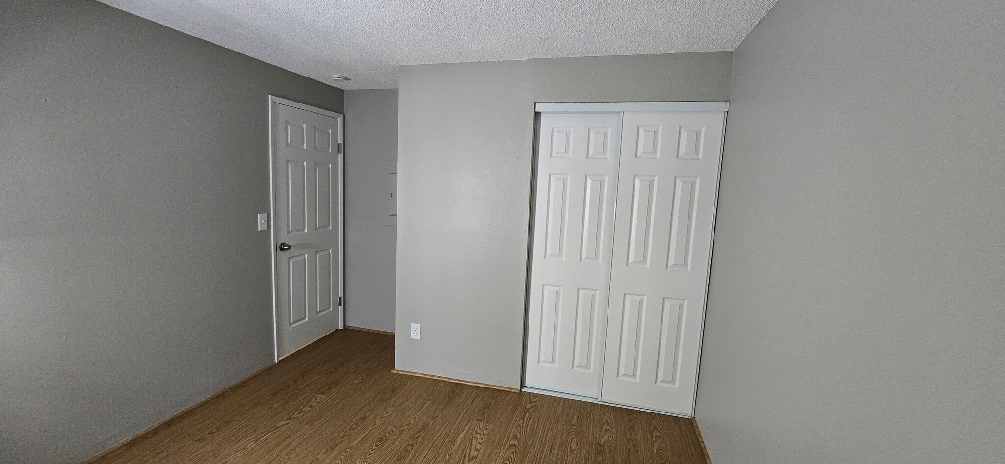 Building Photo - 9830 Southwest Lookout Terrace