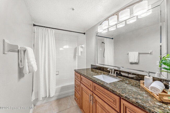 Building Photo - 1505 N Hwy A1A