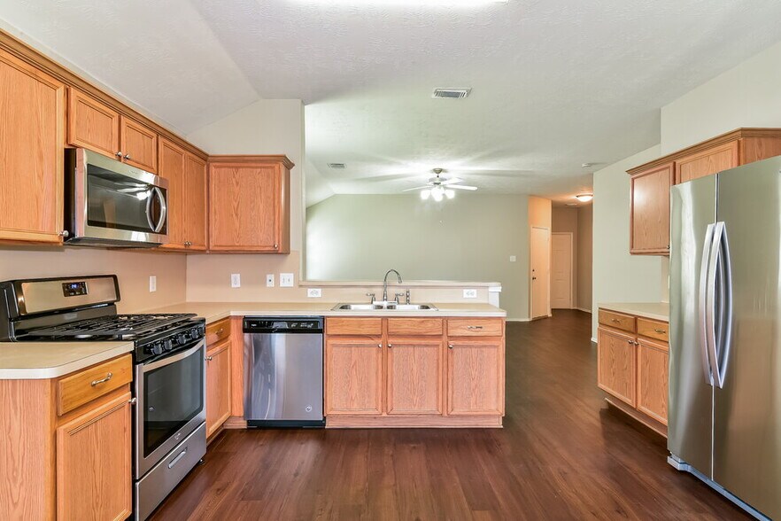 Building Photo - 4786 Wind Trace Dr
