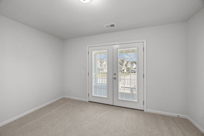 Building Photo - Beautiful Rental in Coosaw Preserve