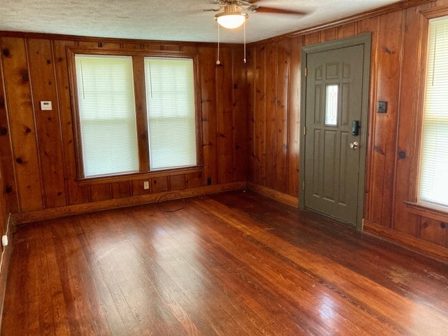 Building Photo - 427 Fairmont Ave