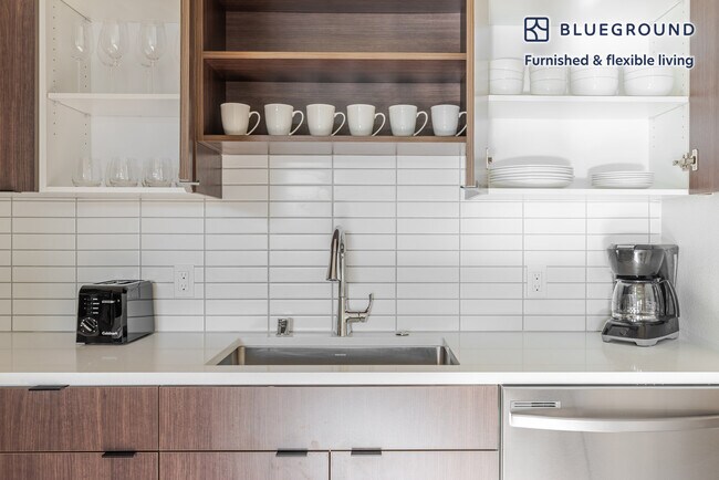 Building Photo - 100 Callan Ave