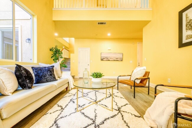 Building Photo - 5476 Summerfield Dr