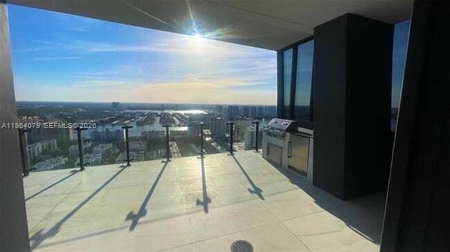 Building Photo - 17141 Collins Ave