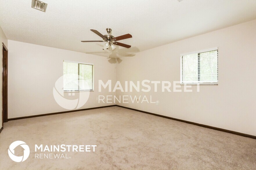 Building Photo - 4020 Park Ave