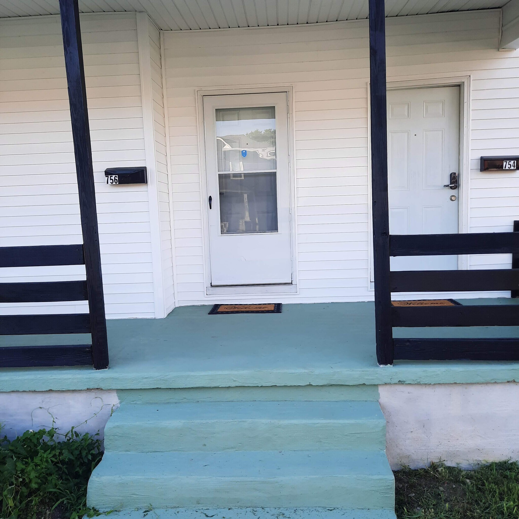 Building Photo - 754 Sullivant Ave