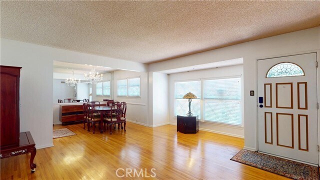 Building Photo - 13322 Valleyheart Dr N