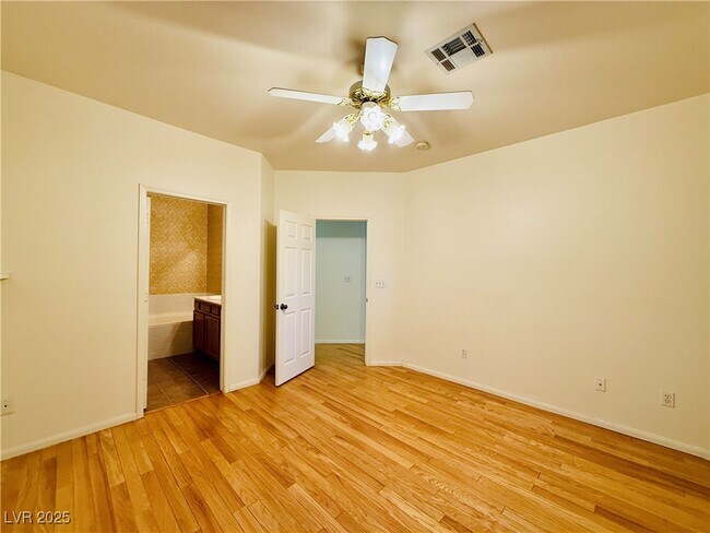 Building Photo - 8716 Red Brook Dr