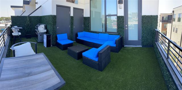 Building Photo - 1901 S Harwood St