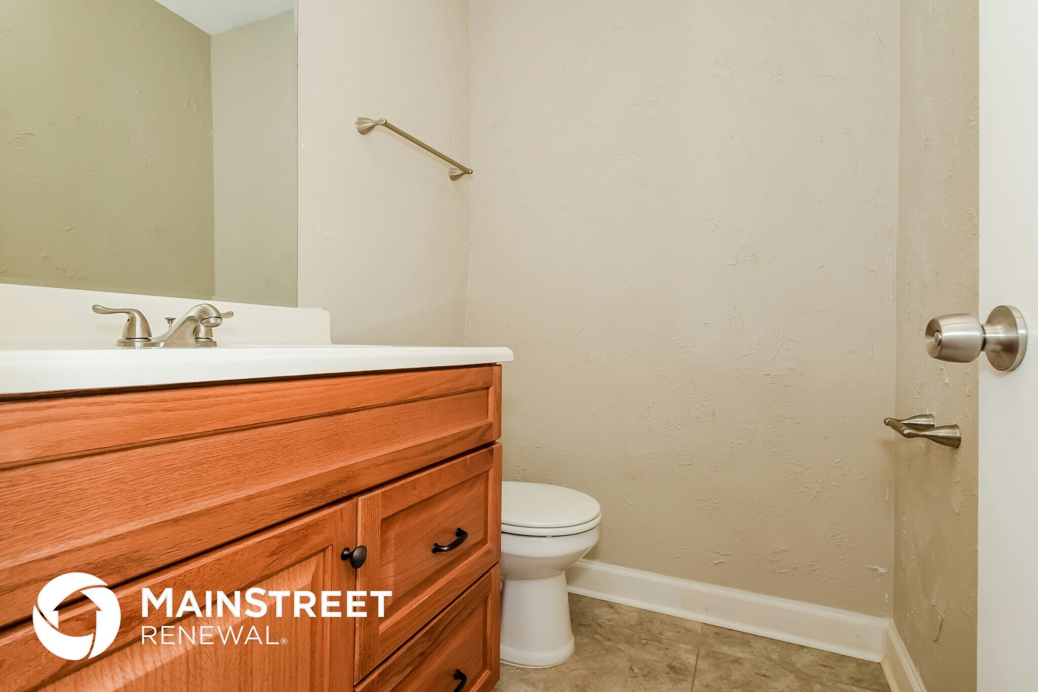 Building Photo - 5842 Natchez Dr