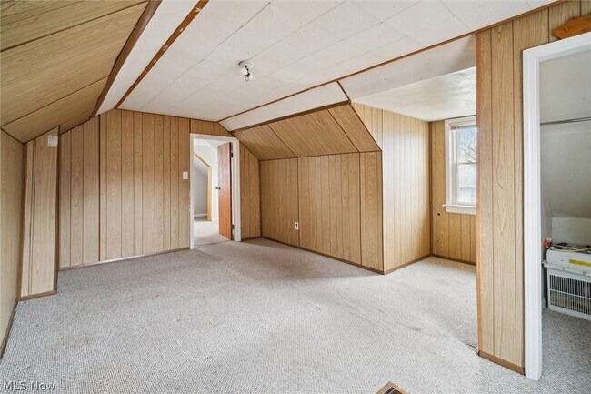 Building Photo - 14116 Krems Ave