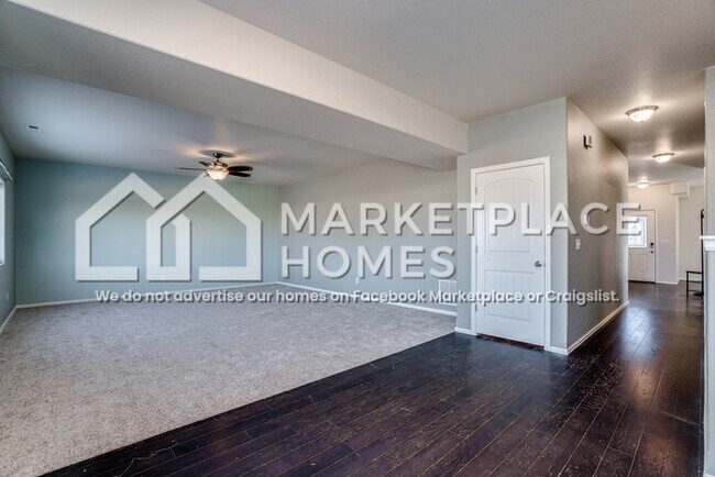 Building Photo - 9799 Desert Lily Cir