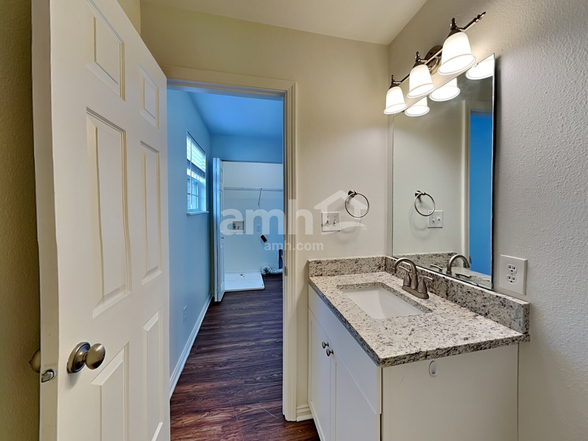 Building Photo - 953 Dorothy Dr