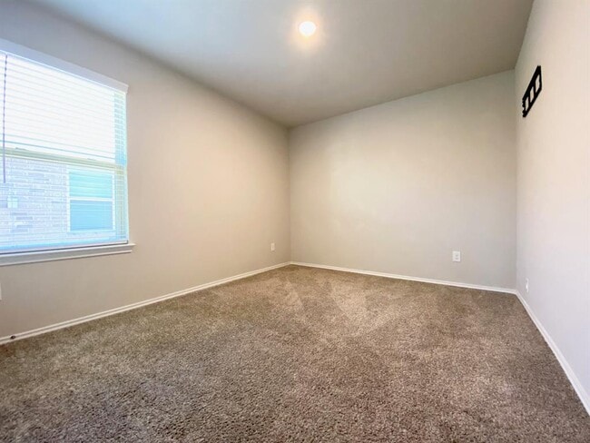 Building Photo - 21011 Bryant Maple Ct