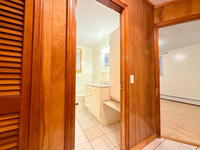 Building Photo - 45 Kinglet Dr