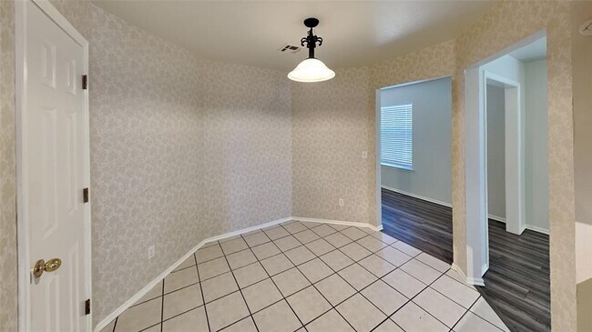 Building Photo - 2013 Cedar Meadow Ln