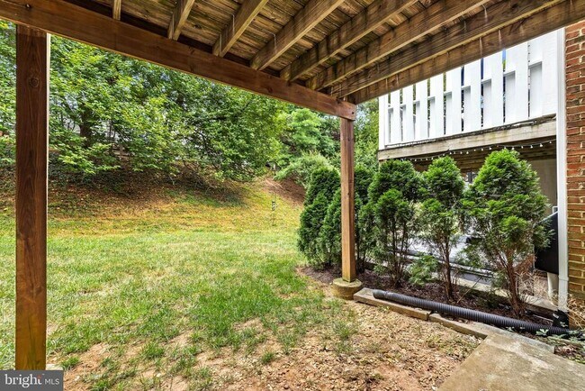 Building Photo - 3 Iron Mill Garth