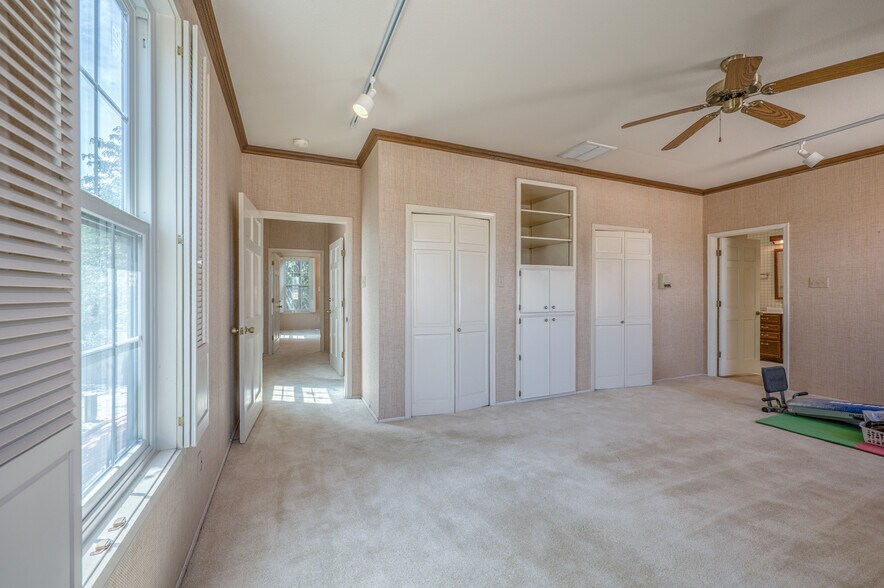 Building Photo - 2611 N Kentucky Ave