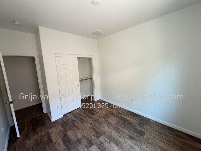 Building Photo - Beautiful 3-Bedroom Rancho Sahuarita Home for Rent *MOVE-IN SPECIAL* (Pima Mine Rd/Rancho Sahuarita)