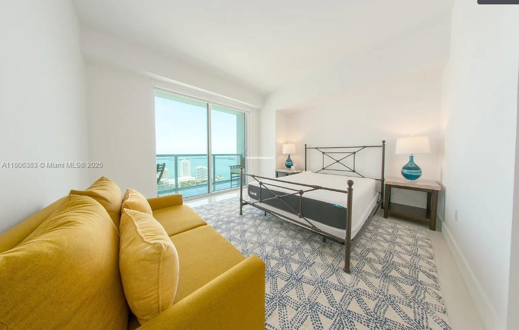Building Photo - 500 Brickell Ave