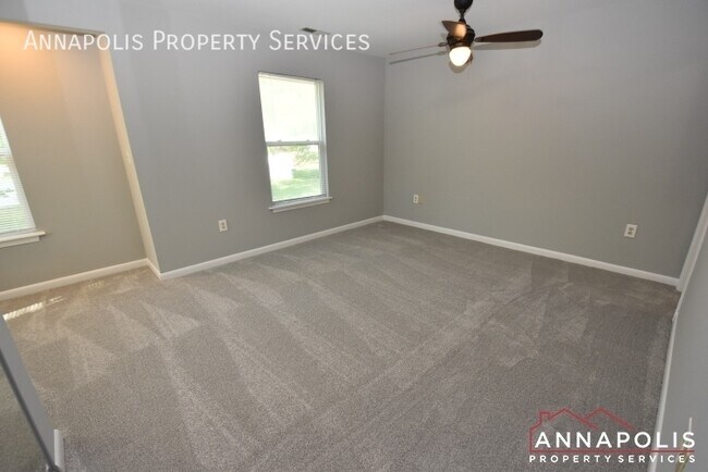 Building Photo - 1605 Rockhold Rd