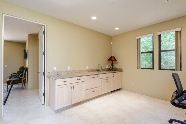 Building Photo - 28543 N 102nd Pl