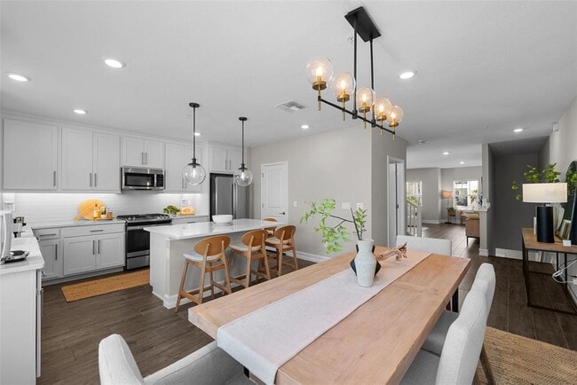 Building Photo - 5351 Bridge St