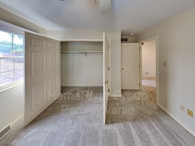 Building Photo - 31 Brucewood Dr