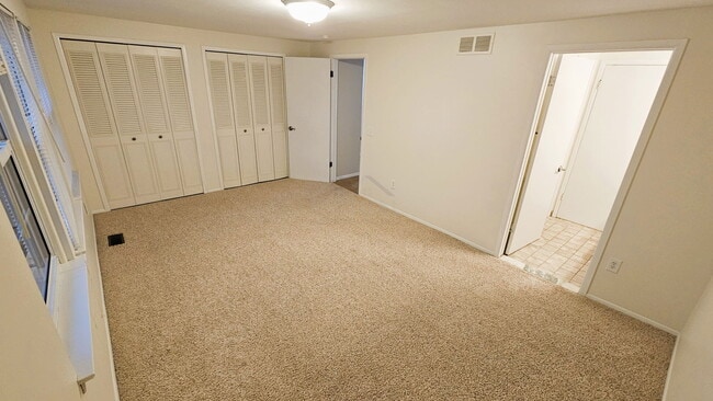 Building Photo - 19707 Hayes Ct