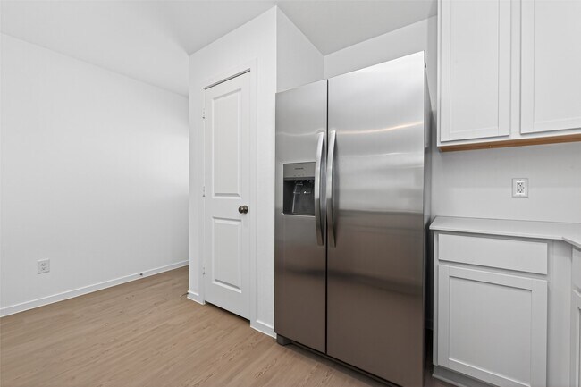 Building Photo - 18031 Valle Cupa Ln