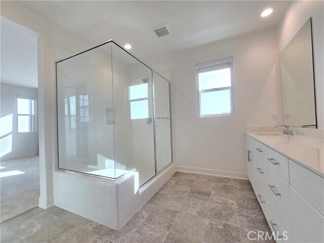 Building Photo - 179 Yugen