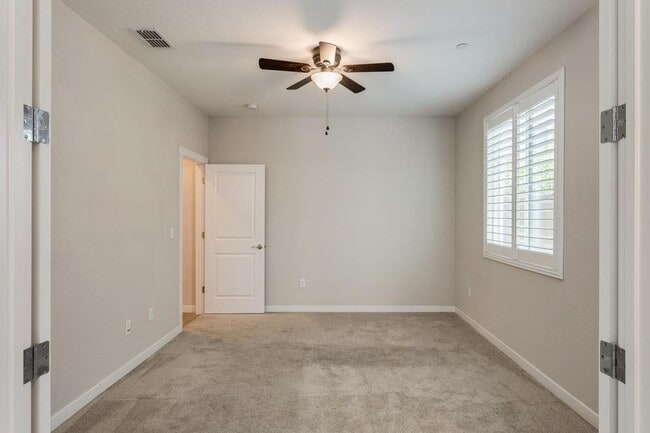 Building Photo - 3–4 Bedroom Solar Home in Rocklin – Office + Loft | Available Now