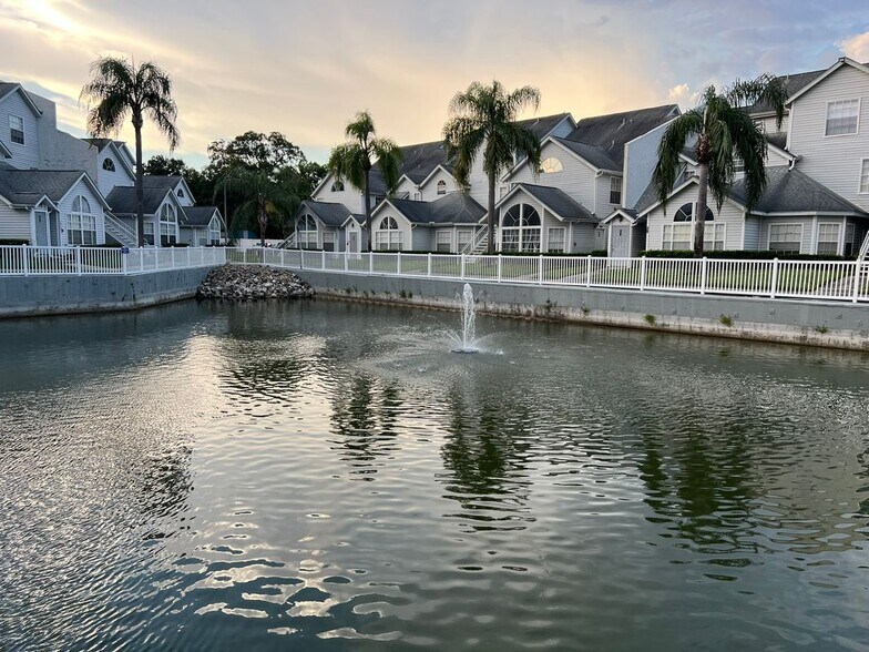 Building Photo - 12135 Armenia Gables Cir