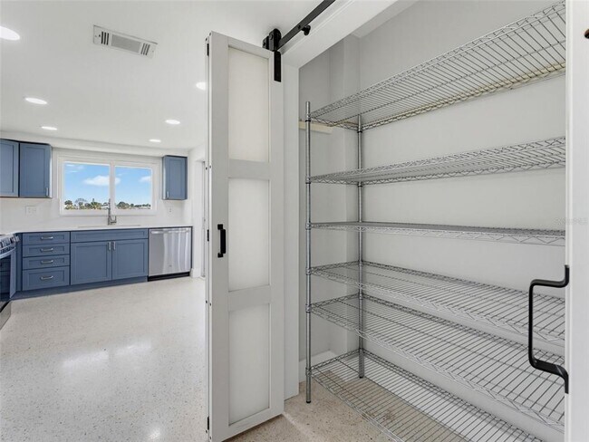 Building Photo - 4044 Headsail Dr