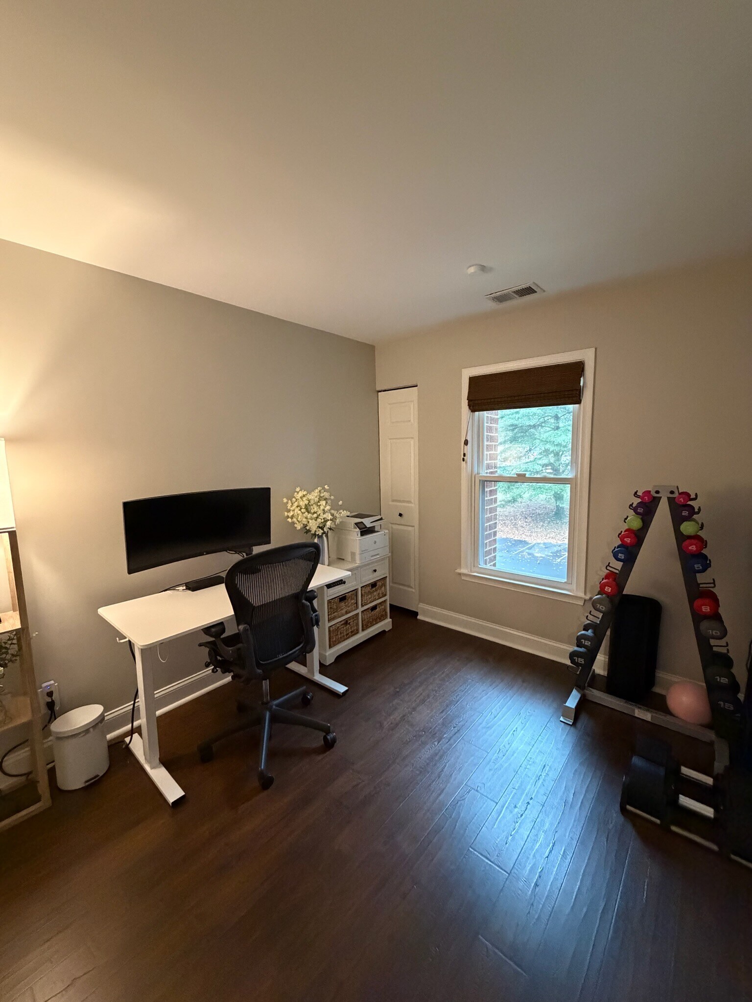 Building Photo - 7602 Lakeside Village Dr