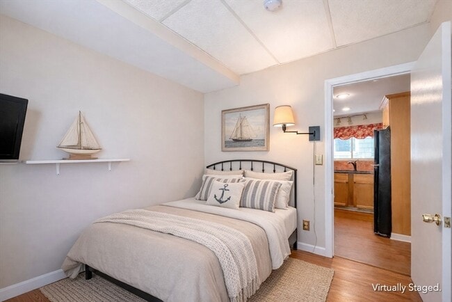 Building Photo - 100 Water St