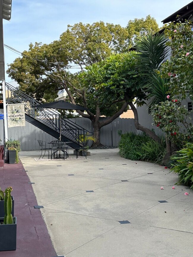 Building Photo - 3981 Falcon St